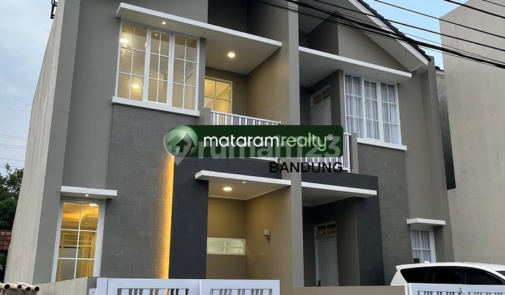 Rumah Baru 2 Lantai, Modern Siap Huni di Cisaranten, Arcamanik