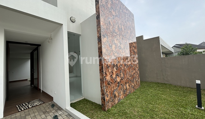 Very Luxurious New House, Full View Rooftop, Setiabudi Regency 2