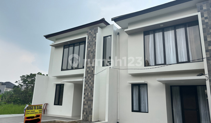 Rumah Baru 2 Lantai, Modern Minimalis, Komplek Setiabudi Regency