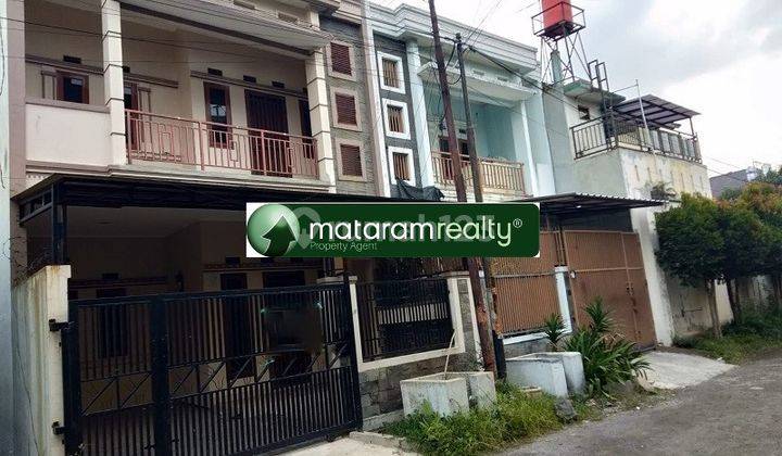 Rumah 2 Lantai Sangat Bagus Siap Huni di Buah Batu, Unfurnished 2