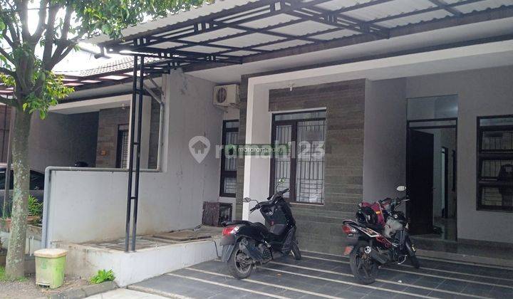 Rumah 1,5 Lantai Semi Furnished, Komplek Elit Batununggal 1