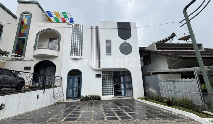 Rumah Lux Estetik Ada Swimming Pool, Full Furnished, Dago Resort