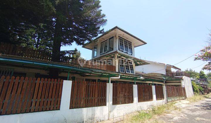 Rumah 2 Lantai, Bagus Siap Huni, Full View di Bukit Ligar 1