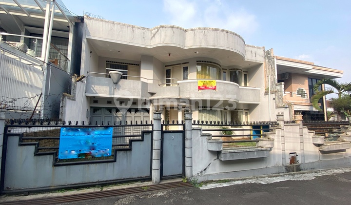 Rumah 2 Lantai Bagus Untuk Kanto, Setra Indah Pasteur, Furnished 1