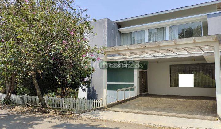 Rumah Lux 3 Lantai Full Furnished Siap Huni, Komplek Dago Resort 2