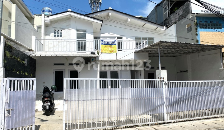 Rumah 2 Lantai Bisa Untuk Kantor, Main Road Cigadung, Siap Huni
