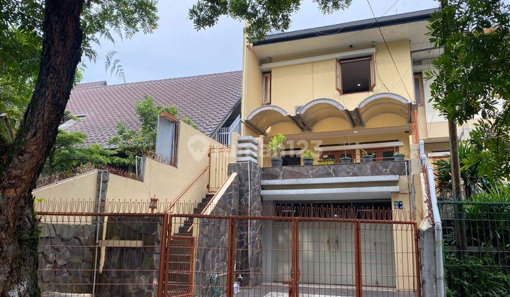 Rumah Sangat Nyaman 2 Lantai, Furnished, Ciumbuleuit/ Hegarmanah 2