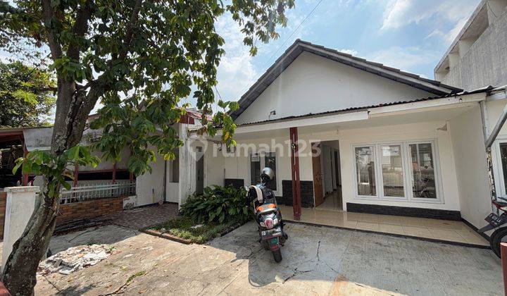 Rumah 1 Lantai Bagus Untuk Cafe, Coffee Shop, Kantor, Sayap Riau 1