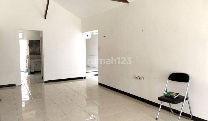 Rumah 1 Lantai Bagus Untuk Cafe, Coffee Shop, Kantor, Sayap Riau 2