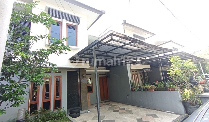 Rumah 2 Lantai Siap Huni Dalam Cluster Di Antapani, Bagus