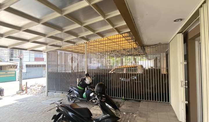 3-Storey Shophouse Ready to Occupy in Pasir Luyu Bkr, Suitable for Business/Office 2