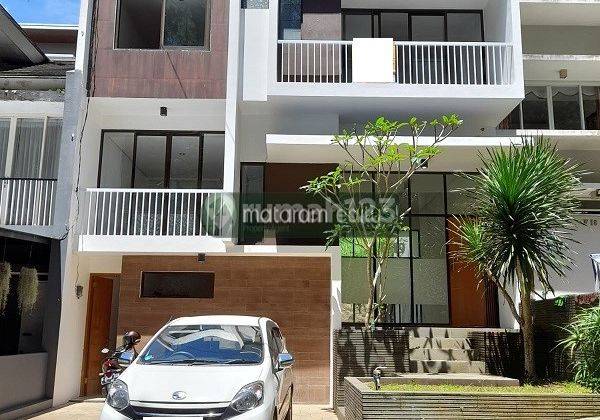 Rumah Modern Minimalis 2 Lantai Siap Huni, Komplek Dago Resort 1