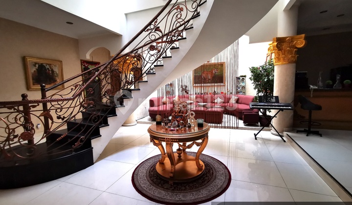 Corner House Structure Earthquake-Resistant House Danau Indah Sunter North Jakarta