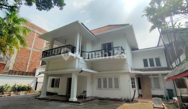 Turun Harga Murah Rumah Menteng Jakpus Strategis Jalan Raya Turun Harga Murah Rumah Menteng Jakpus Strategis Jalan Raya
