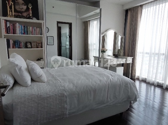 Best View Apartment St Moritz Puri Indah Presidential Tower Best View Apartment St Moritz Puri Indah Presidential Tower