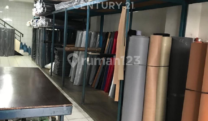 Ruko 4 Lantai di Komplek Mangga Dua Plaza, Area Pertokoan Ruko 4 Lantai di Komplek Mangga Dua Plaza, Area Pertokoan