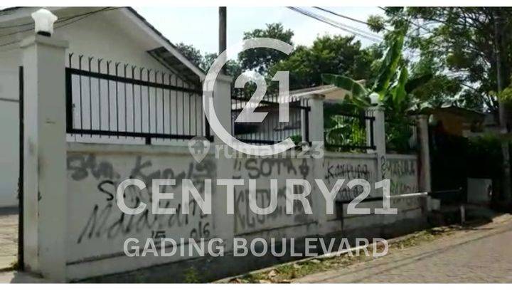 Tanah di Jl Kejaksaan III
Kreo, Tangerang. 3002 m² 4