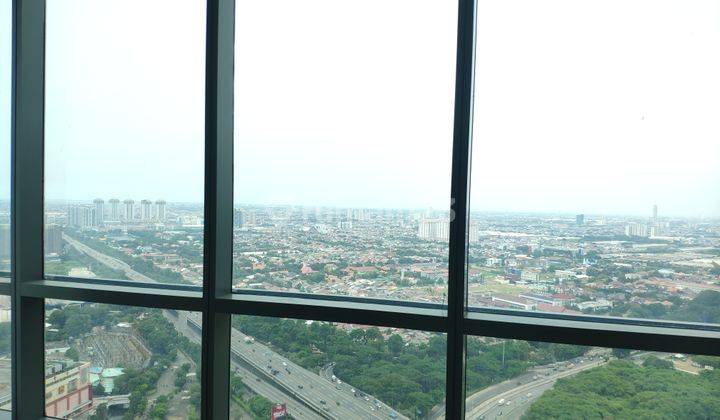 Holland Village Office Space
Jl A.Yani  by pass Jakarta Pusat, 720 m, Baru 8