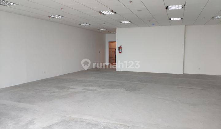 Holland Village Office Space
Jl A.Yani  by pass Jakarta Pusat, 720 m, Baru 11