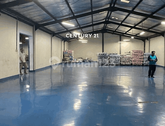 2 Warehouse Units in Penggilingan, East Jakarta Already Connecting