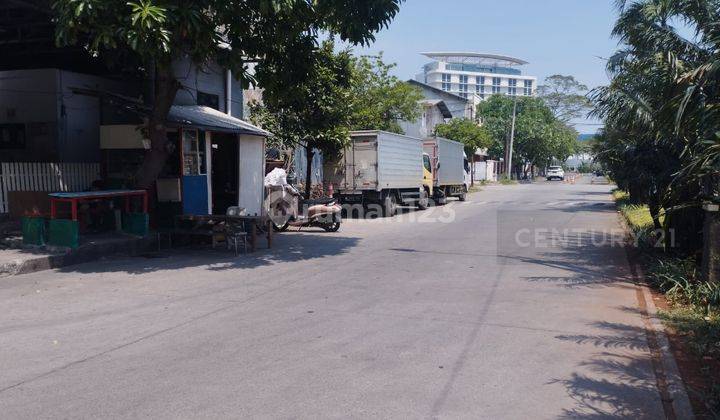 Gudang  Strategis Di Harapan Indah Bekasi Jalan Lebar 2