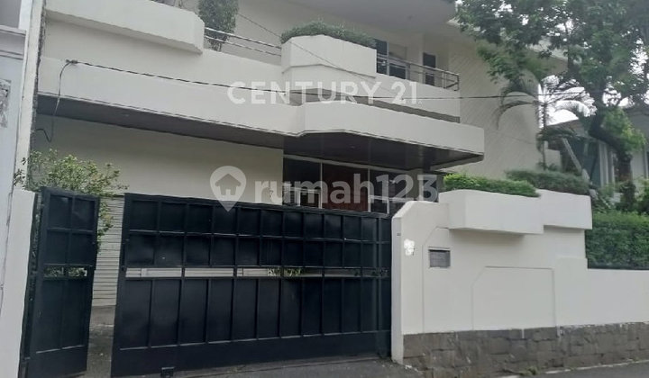 Rumah di Perumahan Elit Simprug Permata Jakarta Selatan