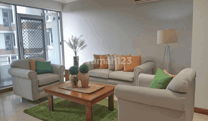 1 1 Nya Apartemen 2BR Di Jakarta Selatan Dekat CBD Dgn Luas 125m2 1