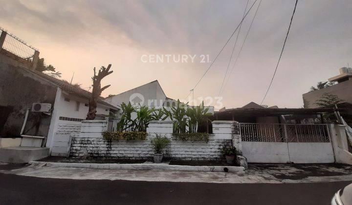 Rumah Tua Jl Tanah Mas Kayu Putih Pulogadung Jakarta Timur 1