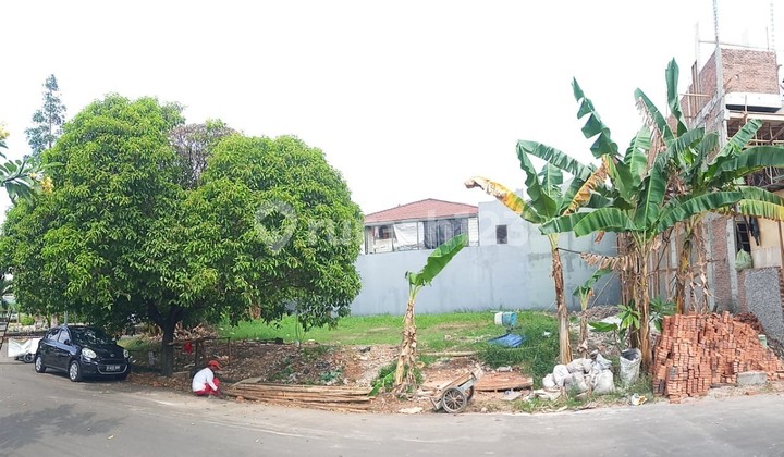 Tanah Posisi Hoek Di Puri Indah Jl Kembangan Jakarta Barat