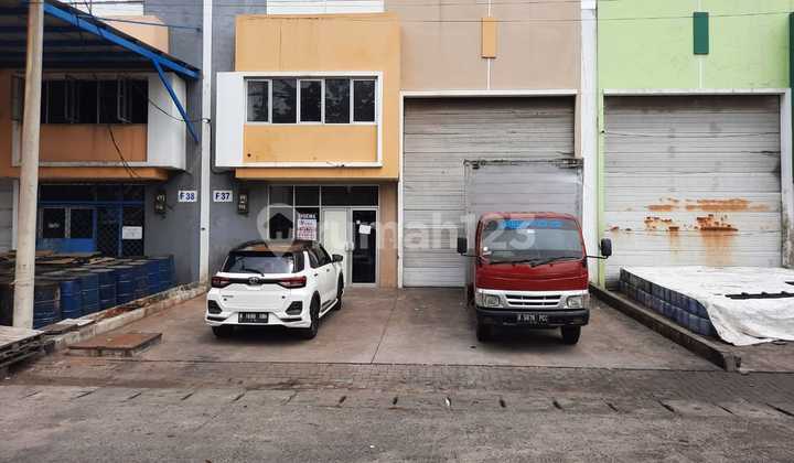 Warehouse For Rent In Central Cakung Warehouse For Rent In Central Cakung