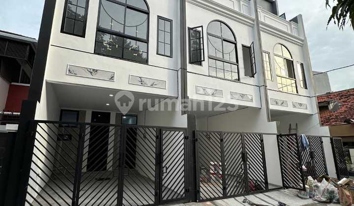 Rumah 3Lantai Tanjung Duren Jual Cepat Stok Tinggal 1