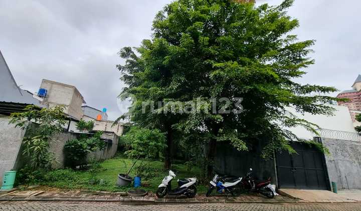 Tanah di Puri Media, Jakarta Barat 300 m² Tanah di Puri Media, Jakarta Barat 300 m²