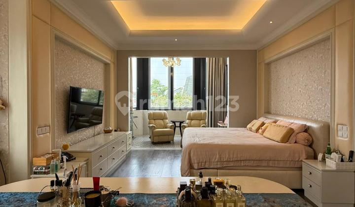 Rumah SHM Kebayoran Baru, Jakarta Selatan 2