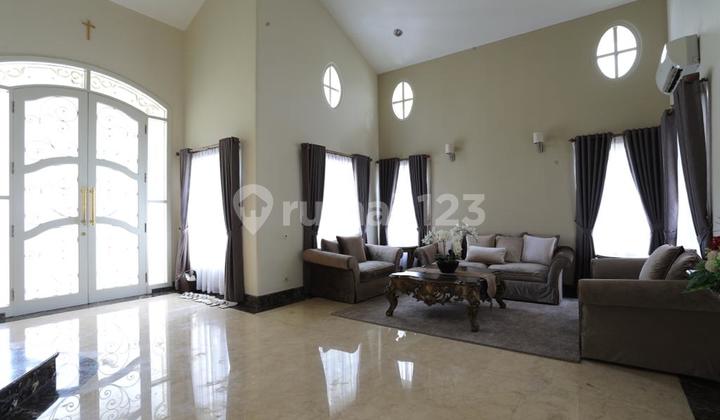 Furnished House with SHM BPR Lippo Karawaci, Tangerang 2