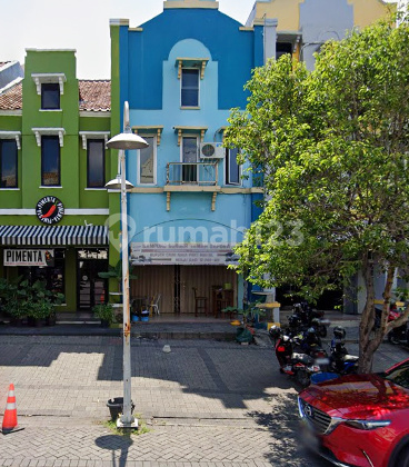 For Sale: 2.5-Story Shophouse in Taman Gapura Gwalk Central, Strategic Commercial Area