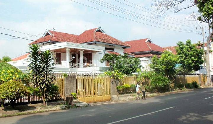 Rumah Jalan Dr Cipto Kota Malang Lokasi Komersial Strategis 1