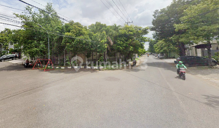 Dijual Rumah Usaha Jalan Opak Darmo Pusat Kota Strategis 1