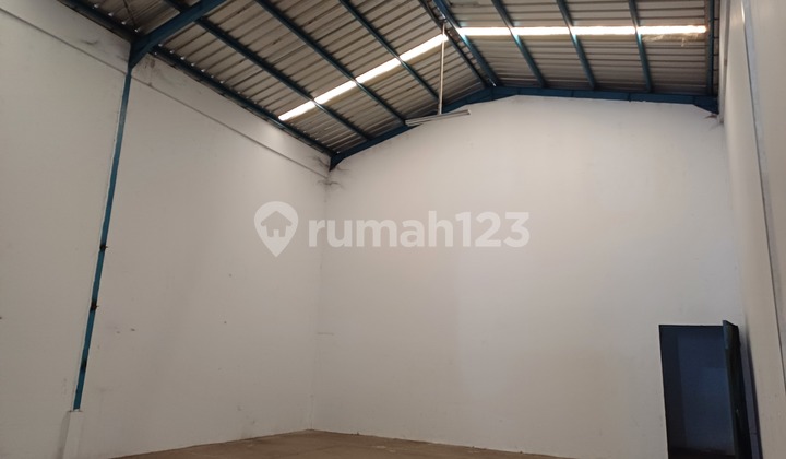 For Rent Integrated Business Warehouse Daan Mogot Batuceper Tangerang, Land/Building Area 303, 40ft Container Access For Rent Integrated Business Warehouse Daan Mogot Batuceper Tangerang, Land/Building Area 303, 40ft Container Access
