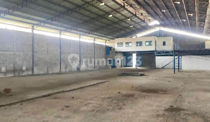 Warehouse for Sale in Serang Banten, 40-Foot Container Access. Warehouse for Sale in Serang Banten, 40-Foot Container Access.