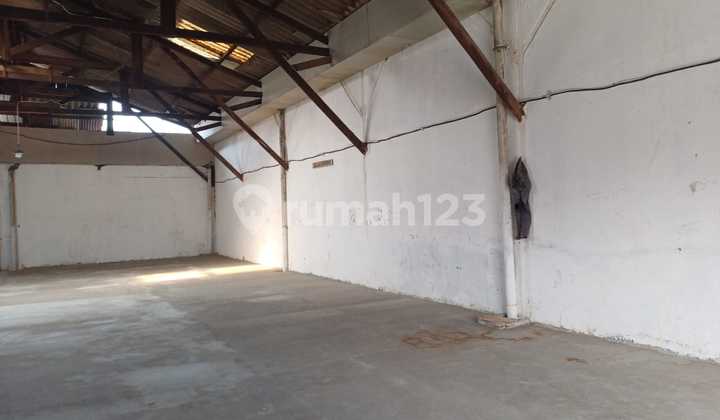 For Rent Warehouse Kapuk Kamal Raya Lb 220, 20 Feet Container Access, Suitable for Industry