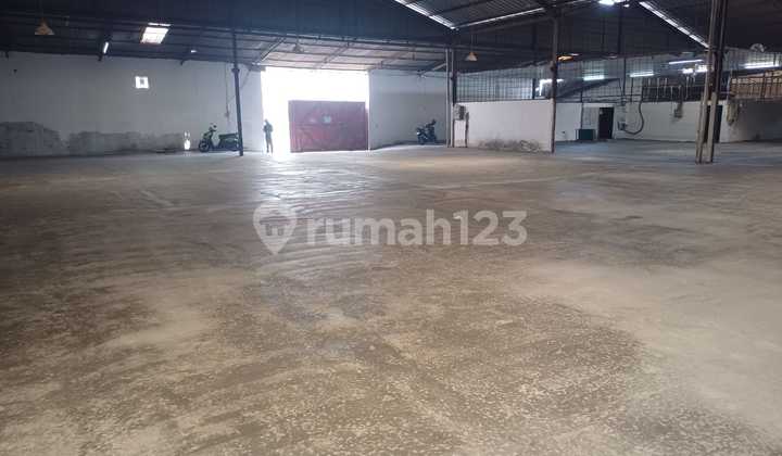 For Rent: Warehouse Lot Cipondoh Tangerang, Land Area 1600, Building Area 1600, 40ft Container Access For Rent: Warehouse Lot Cipondoh Tangerang, Land Area 1600, Building Area 1600, 40ft Container Access