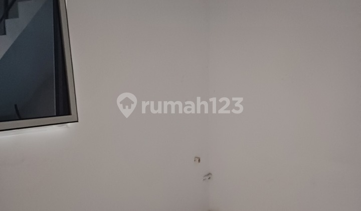 For Rent Integrated Business Warehouse Daan Mogot Batuceper Tangerang, Land/Building Area 303, 40ft Container Access For Rent Integrated Business Warehouse Daan Mogot Batuceper Tangerang, Land/Building Area 303, 40ft Container Access