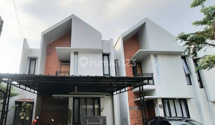 Rumah 2 Lantai di Cinere, 2 Menit ke Pintu Tol Limo 2