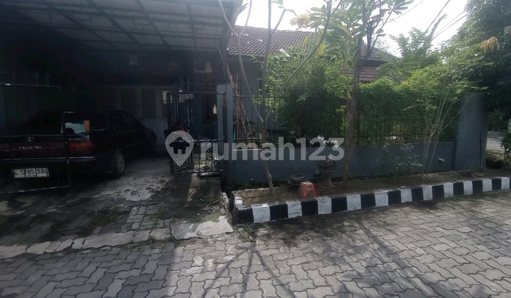 Rumah Ketintang Permai Surabaya