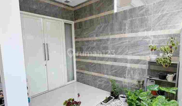 Rumah Sutorejo Bagus Semi Furnish 1