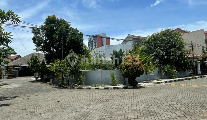 Prapen Indah Jemursari Rumah Hook Jalan Lebar