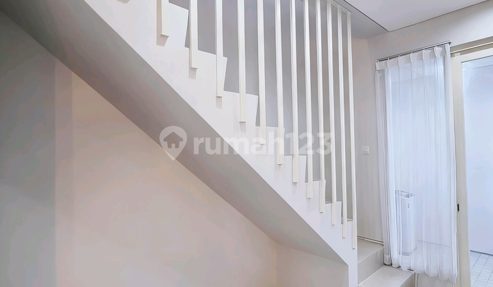 Disewakan Rumah Grand Pakuwon 3Kt 2