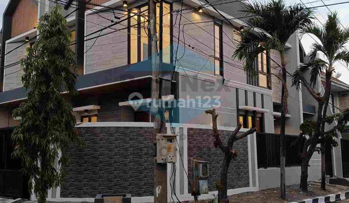 Rumah New Scandinavian Sutorejo 2