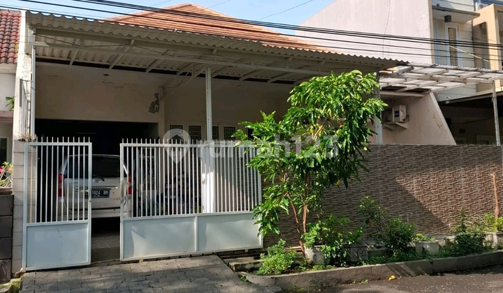 Manyar Tirtomoyo Raya