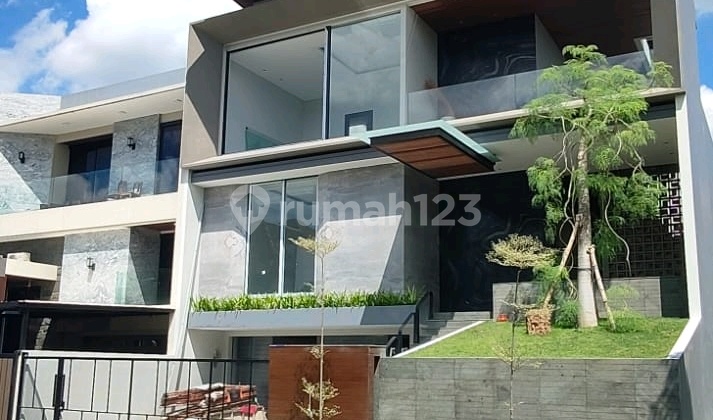 For Sale Modern Minimalist House Villa Concept Mediterranean Golf Hill Somerset Citraland 3 Floors Area 600M2 West Surabaya